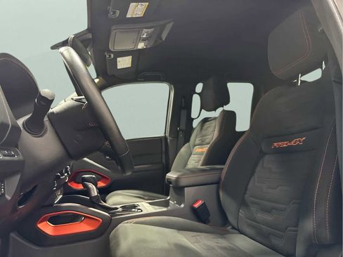 Used 2023 Nissan Frontier PRO-4X w/ Pro Convenience Package image 22