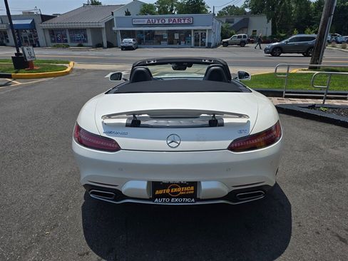 Used 2018 Mercedes-Benz AMG GT Roadster image 28