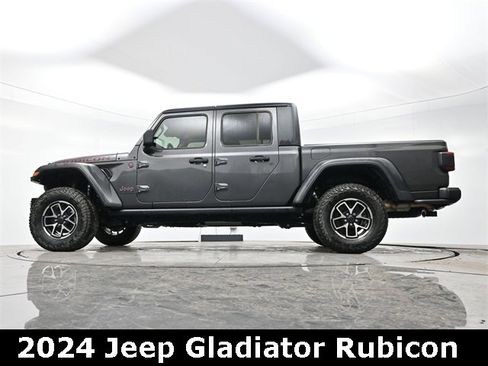 Used 2024 Jeep Gladiator Rubicon image 22