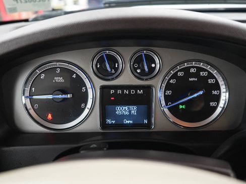 Used 2011 Cadillac Escalade Luxury AWD/4WD image 25