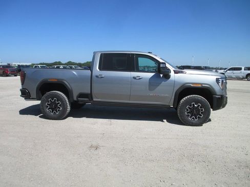 New 2026 GMC Sierra 2500 AT4X AWD/4WD image 3