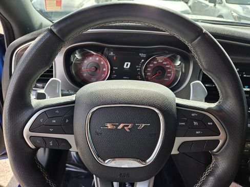Used 2018 Dodge Charger SRT Hellcat image 31
