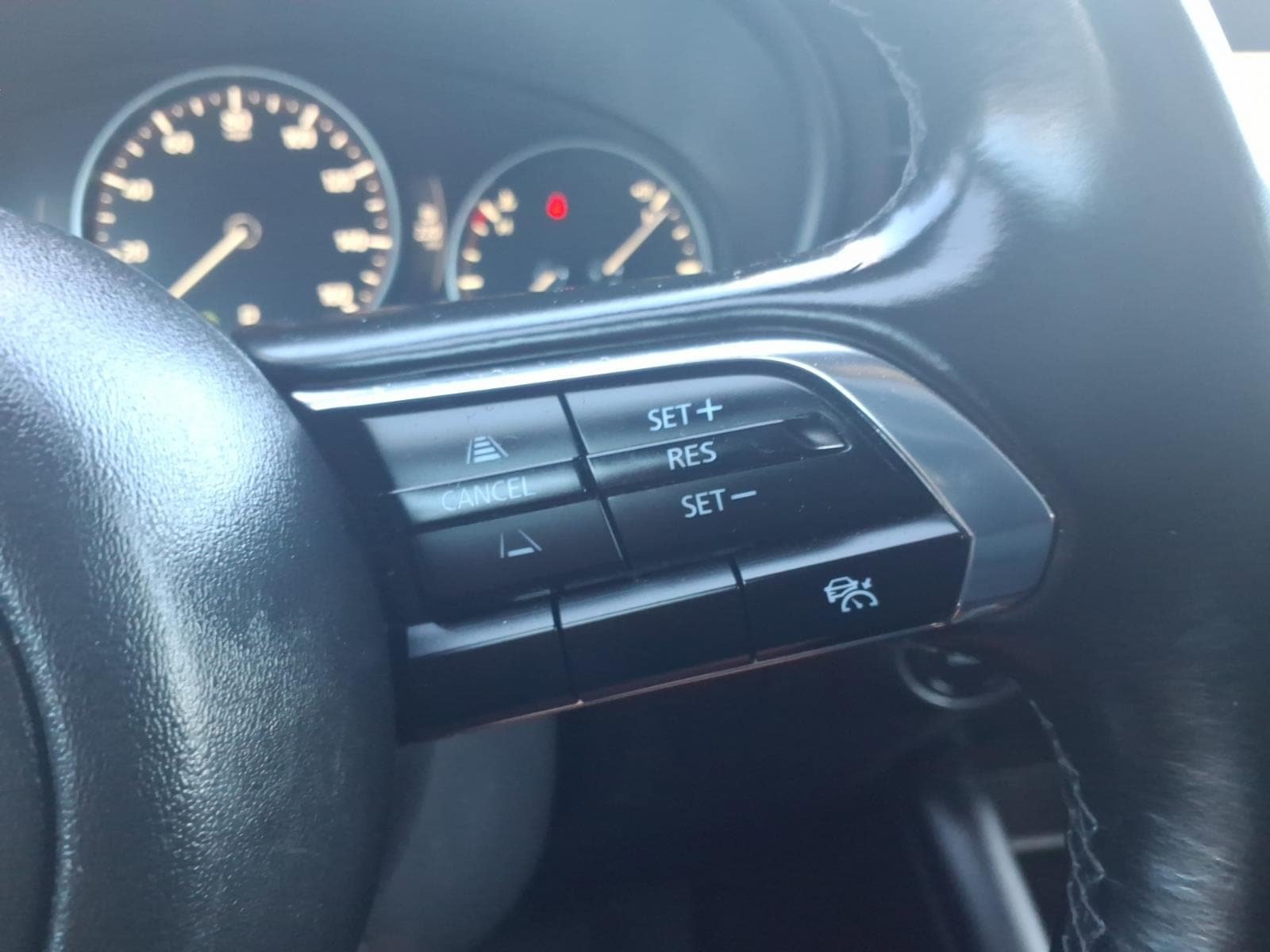 Used 2024 MAZDA MAZDA3 s FWD image 25