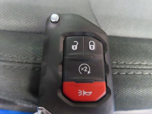 Used 2022 Jeep Gladiator Sport AWD/4WD image 50