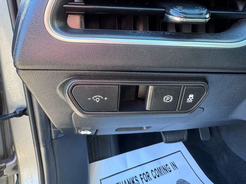 Used 2025 Kia K4 LXS image 11