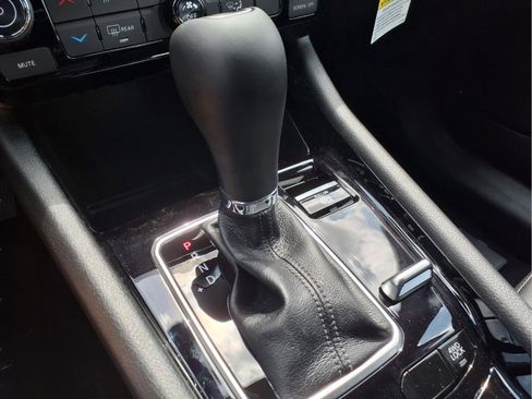 New 2026 Jeep Compass Latitude AWD/4WD image 15