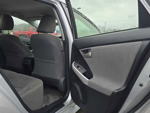 Used 2014 Toyota Prius Three image 14