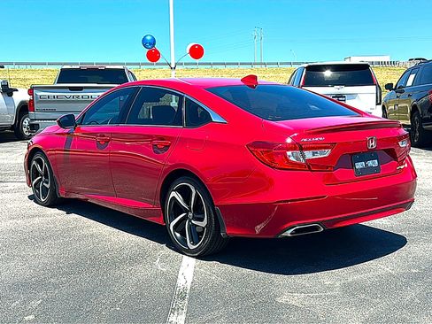 Used 2019 Honda Accord Sport image 6