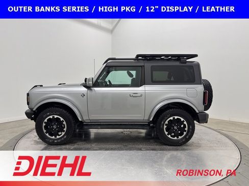 Used 2021 Ford Bronco Outer Banks image 4