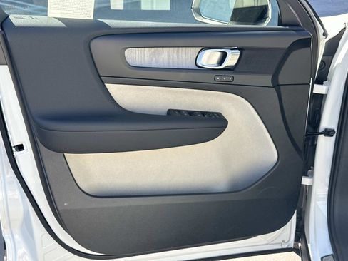 New 2026 Volvo XC40 B5 Plus w/ Protection Package Premier image 11