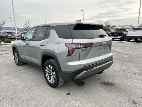 Used 2025 Chevrolet Equinox LT image 5