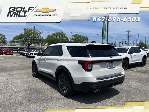 Used 2025 Ford Explorer ST AWD/4WD image 7