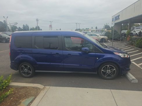 Used 2017 Ford Transit Connect Titanium w/ Titanium Premium Package FWD image 2