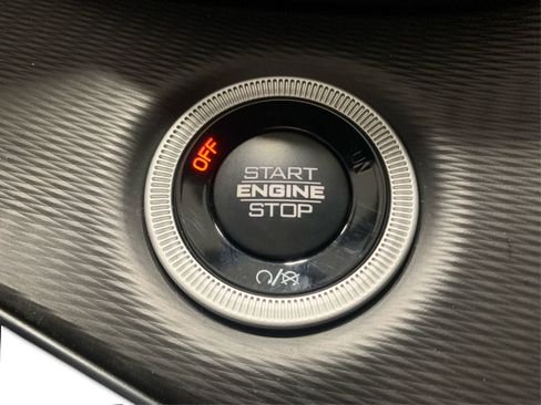 Used 2025 Jeep Grand Cherokee Altitude AWD/4WD image 29