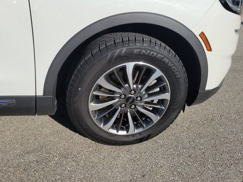Certified 2022 Lincoln Nautilus FWD w/ Premium Package image 11