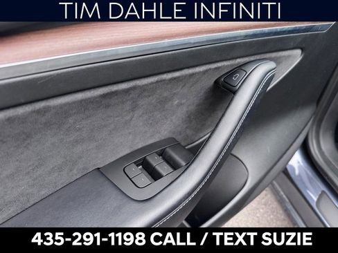 Used 2022 Tesla Model 3 Performance image 12