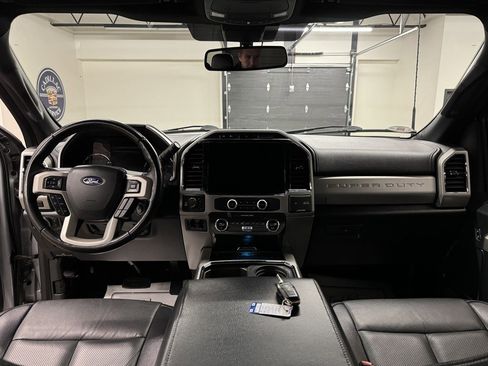 Used 2022 Ford F350 Lariat w/ Camper Package AWD/4WD image 27