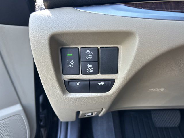 Used 2019 Acura TLX w/ Technology Package FWD image 24