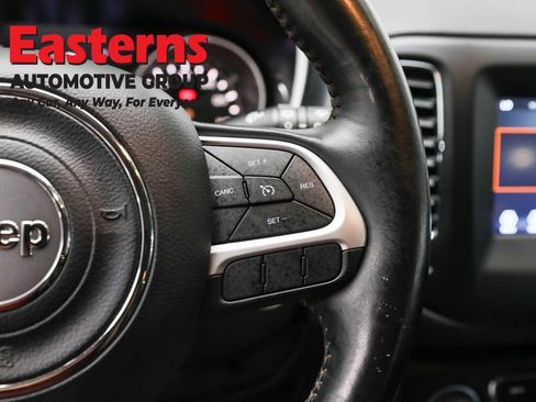 Used 2019 Jeep Compass Latitude w/ Cold Weather Group image 16