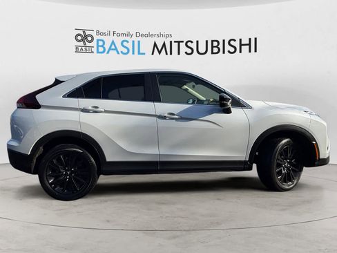 Used 2024 Mitsubishi Eclipse Cross LE image 6