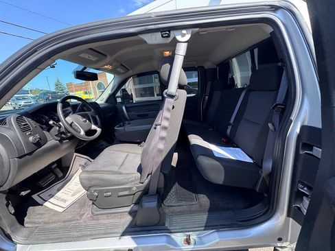 Used 2010 GMC Sierra 1500 SLE w/ Power Pack Plus AWD/4WD image 28