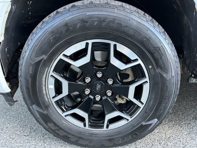 Used 2022 Ford F150 Lightning XLT AWD/4WD image 34