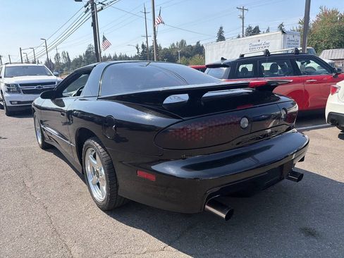 Used 2000 Pontiac Firebird Formula RWD image 2