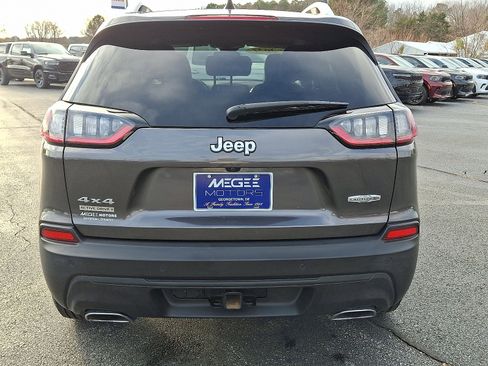 Used 2021 Jeep Cherokee Latitude Lux w/ Comfort/Convenience Group image 5