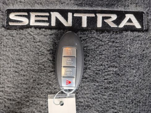 Used 2025 Nissan Sentra S FWD image 29