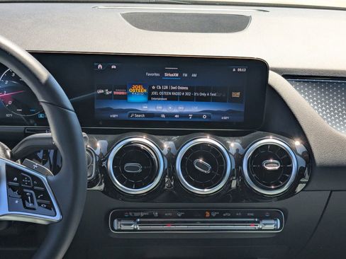 Certified 2026 Mercedes-Benz GLA 250 image 5