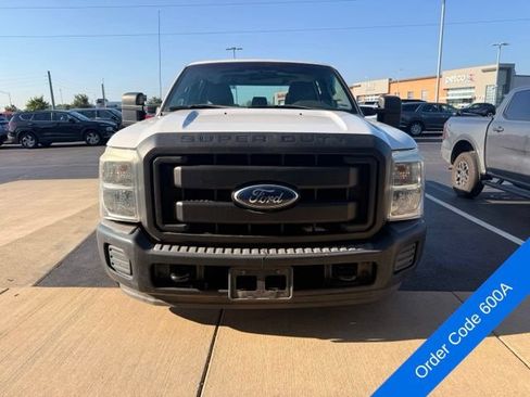 Used 2011 Ford F250 XL RWD image 2