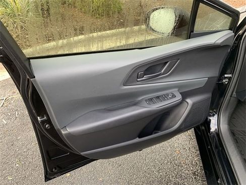 Used 2024 Toyota Prius LE image 17