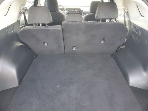 Used 2023 Kia Sportage LX image 7