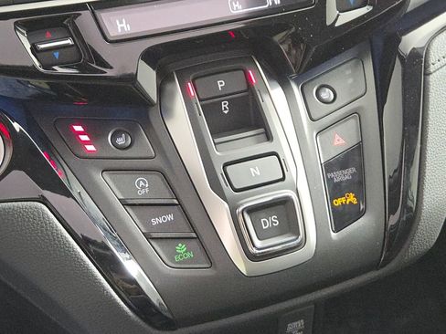 New 2026 Honda Odyssey Touring image 16