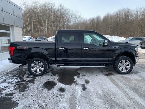Used 2018 Ford F150 Lariat w/ Equipment Group 502A Luxury image 8