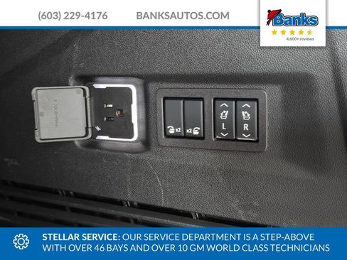 Certified 2024 GMC Yukon Denali AWD/4WD image 8
