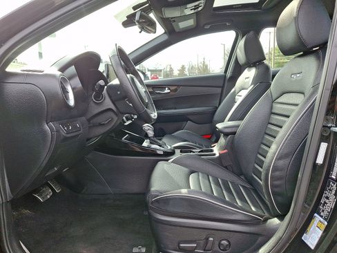 Used 2023 Kia Forte GT-Line w/ GT-Line Premium Package FWD image 13