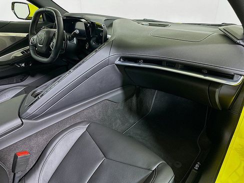 Used 2023 Chevrolet Corvette Stingray Preferred Conv w/ Battery Protection Package RWD image 30