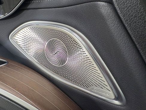 Certified 2023 Mercedes-Benz EQS 580 4MATIC SUV w/ Pinnacle Trim Package image 7