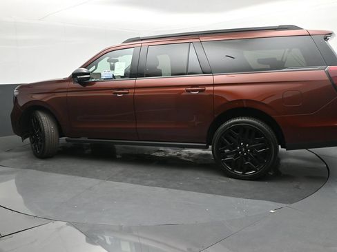 New 2027 Ford Expedition Max Platinum w/ Stealth Performance Package AWD/4WD image 28
