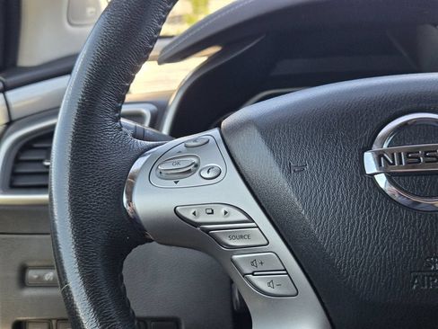 Used 2016 Nissan Murano Platinum w/ Platinum Technology Package AWD/4WD image 16
