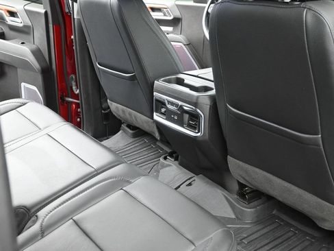 Used 2023 GMC Sierra 1500 Denali AWD/4WD image 10