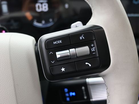 Used 2024 Hyundai Santa Fe SEL image 19