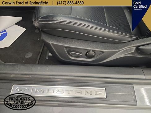 Used 2025 Ford Mustang Premium RWD image 29