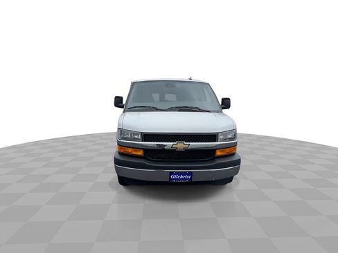 Used 2025 Chevrolet Express 3500 LT w/ LT Preferred Equipment Group RWD image 3