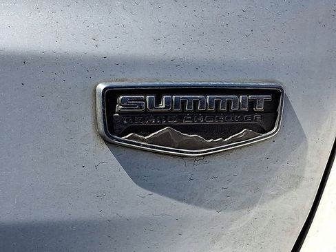 Used 2021 Jeep Grand Cherokee Summit w/ Platinum Series Group image 10