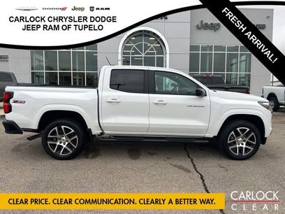 Used 2023 Chevrolet Colorado Z71 w/ Z71 Convenience Package 2