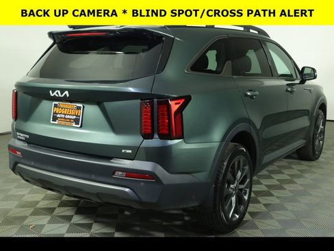Used 2023 Kia Sorento X-Line EX image 12