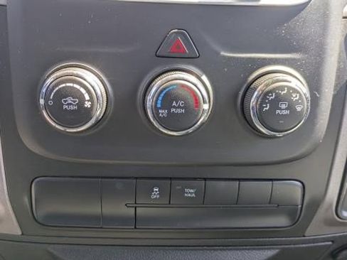 Used 2014 RAM 1500 Express AWD/4WD image 11