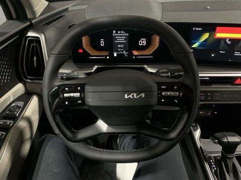 New 2026 Kia Sorento S AWD/4WD image 10